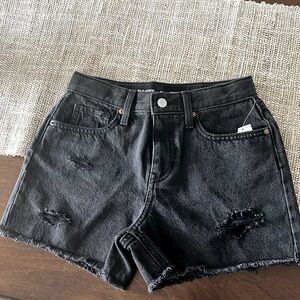Girls old navy size 12 black wash Nwt cutoffs